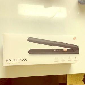T3 Single Pass Hair Straightener- brand new!